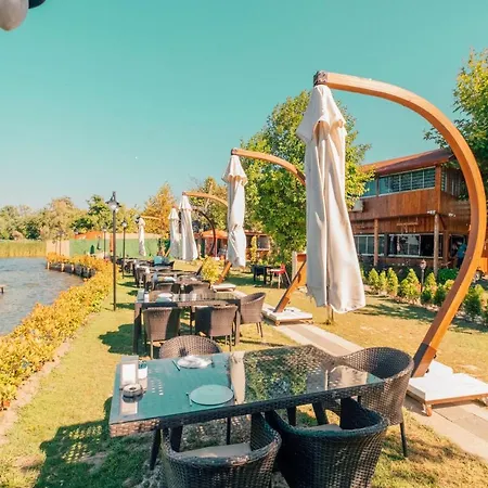 Regulus Bungalow&otel Hotel 3*